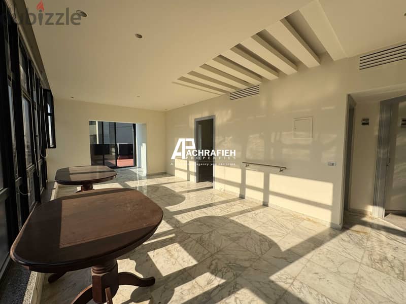 97 Sqm + 75 Sqm Terrace - Office For Rent in Achrafieh 0