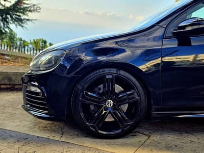 Volkswagen Golf R 2012