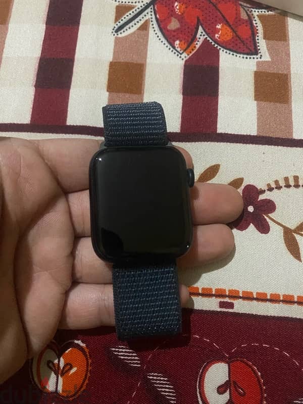 apple watch SE   (2nd generation) 2