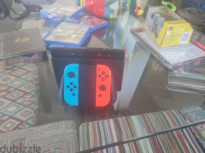 Nintendo Switch 0