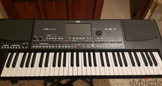 Korg pa 600. very clean keyboard not used