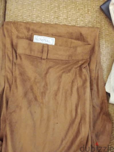 brown din pants