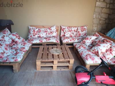 4 sofas and table for sale