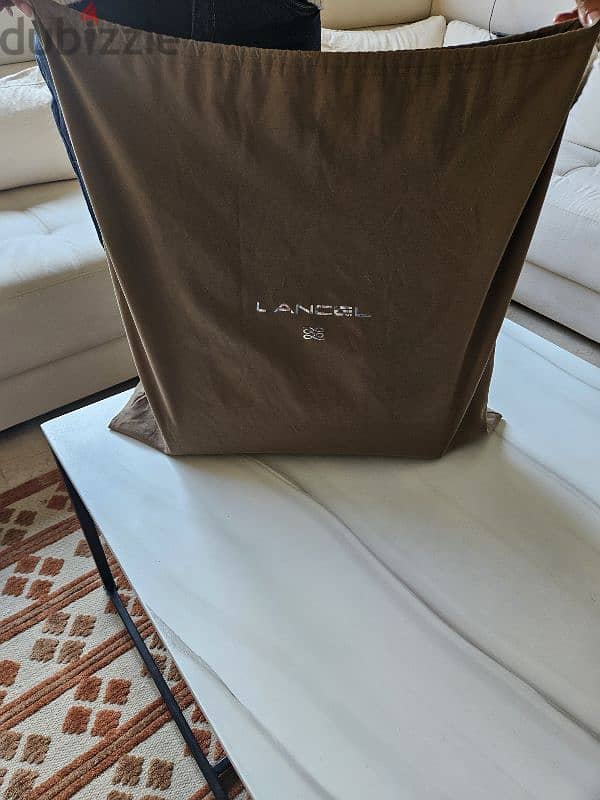 Lancel handbag original like new 4