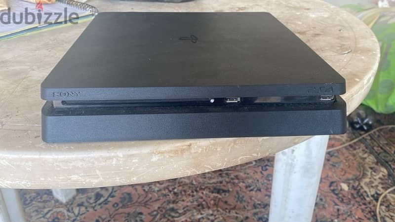 ps4 used like new 1