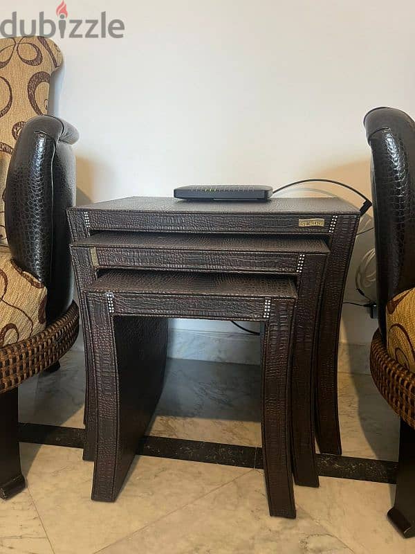 Complete Living Room Set – Good Condition | صالون كامل بحالة منيحة 4