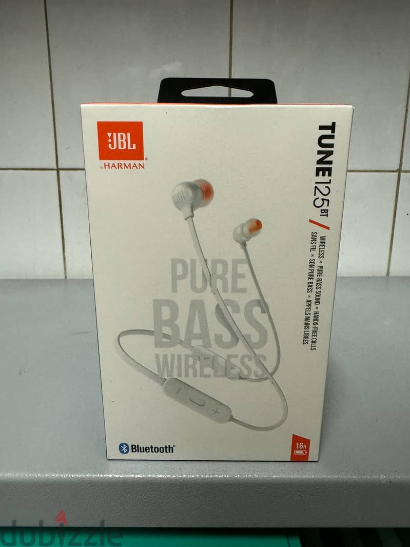 Jbl tune 125bt white great & original price 0