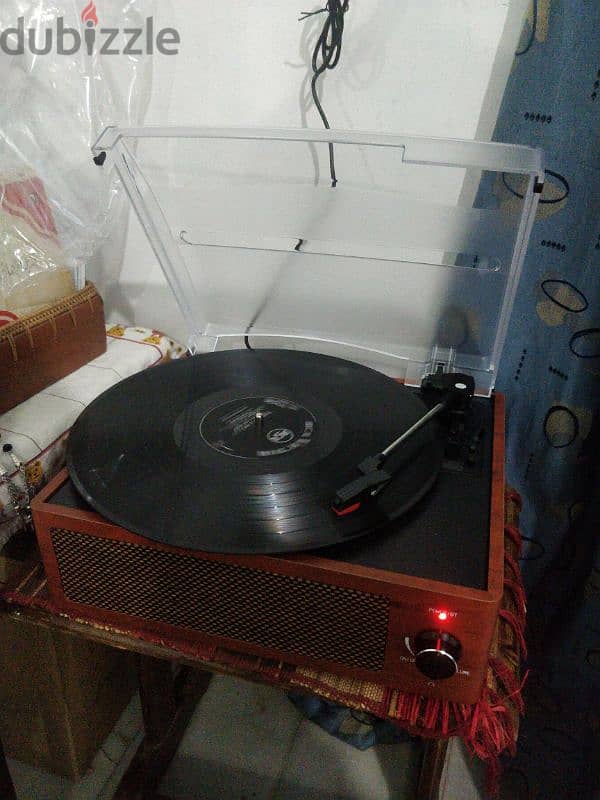 Vinyl Player 1