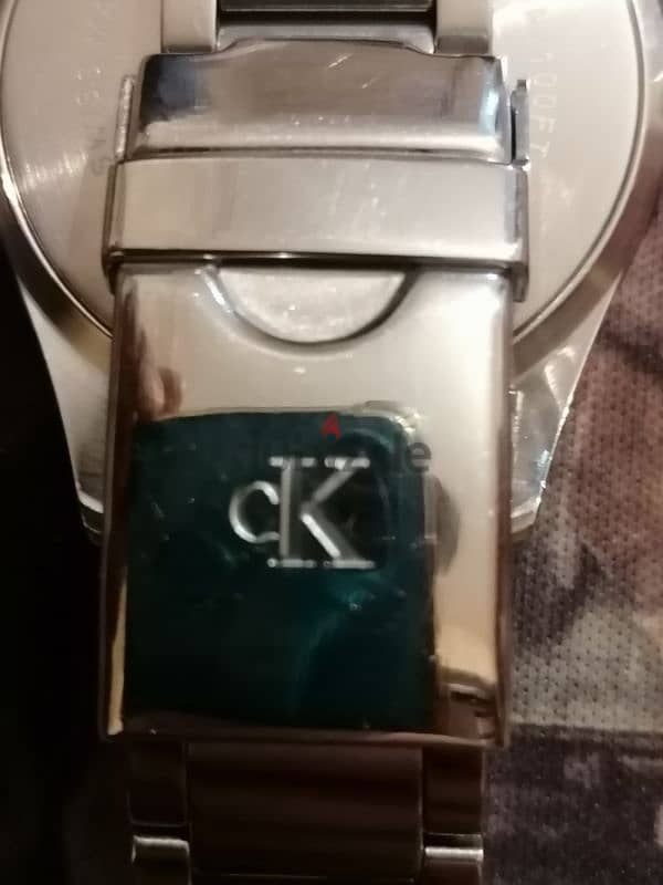 cK watch suiss made 3