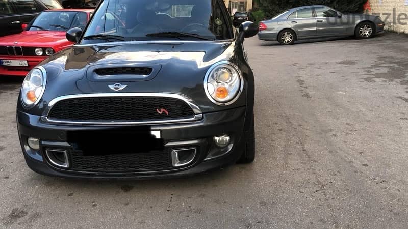 MINI Cooper S Convertible 2011 0