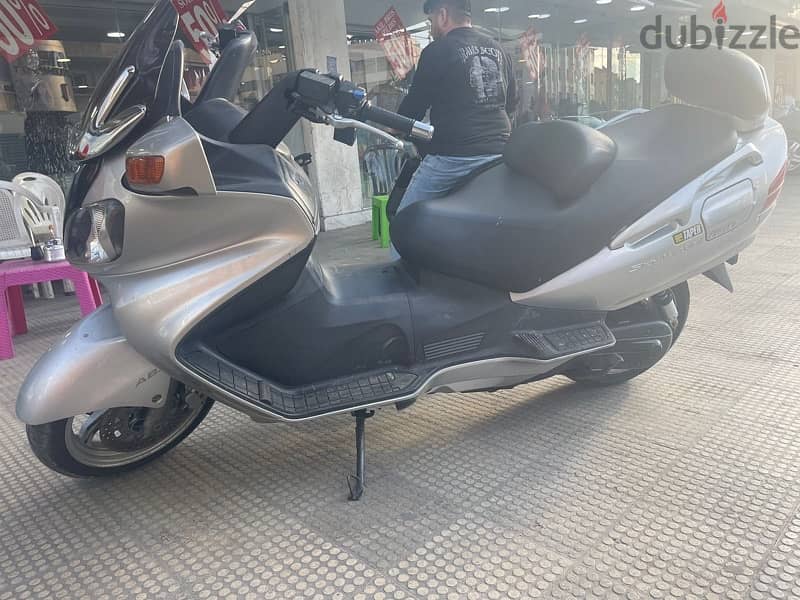 suzuki sky wave 650 cc (2002) 2