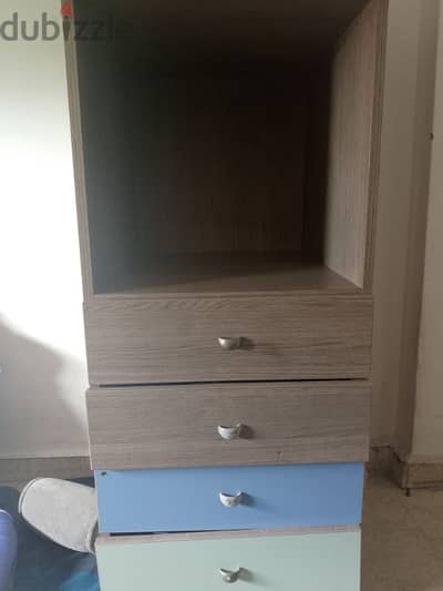 Mini Closet with 4 drawers