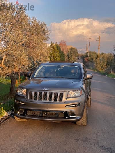 Jeep SRT8 2012