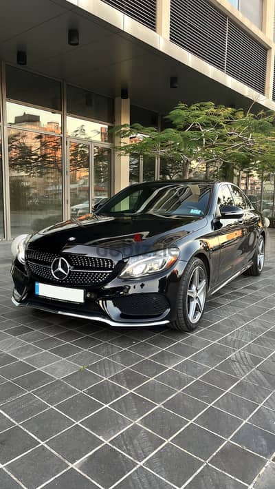 Mercedes-Benz C300 2015 4-matic AMG-LINE Fully Loaded