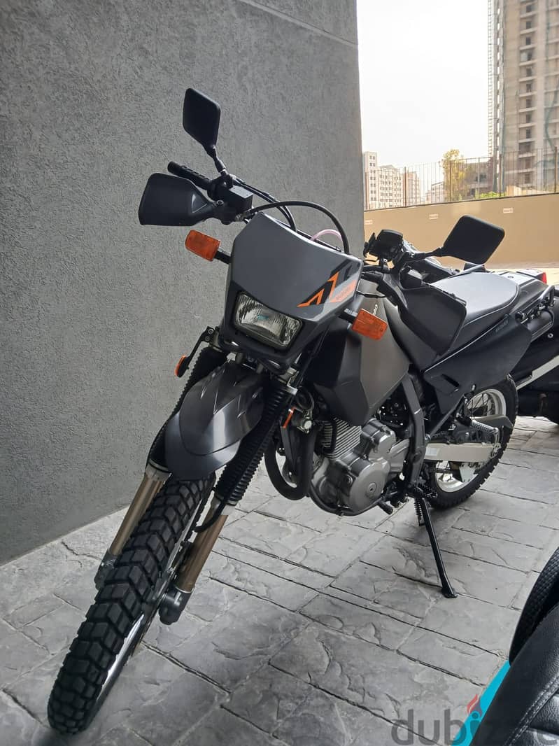 SUZUKI DR 650 Sport Motorcycle Cross 2023 0