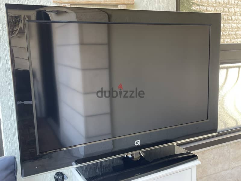 For Sale: High-Quality GI TV with HDMI-Compatible TV Box - $150 1