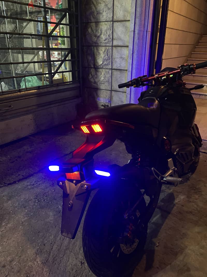 Electric Grom Motorcycle 2