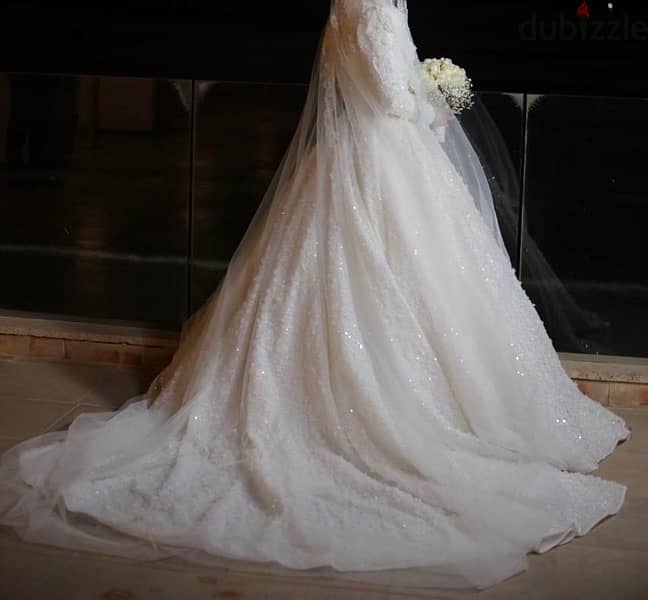 Modest wedding dress 1