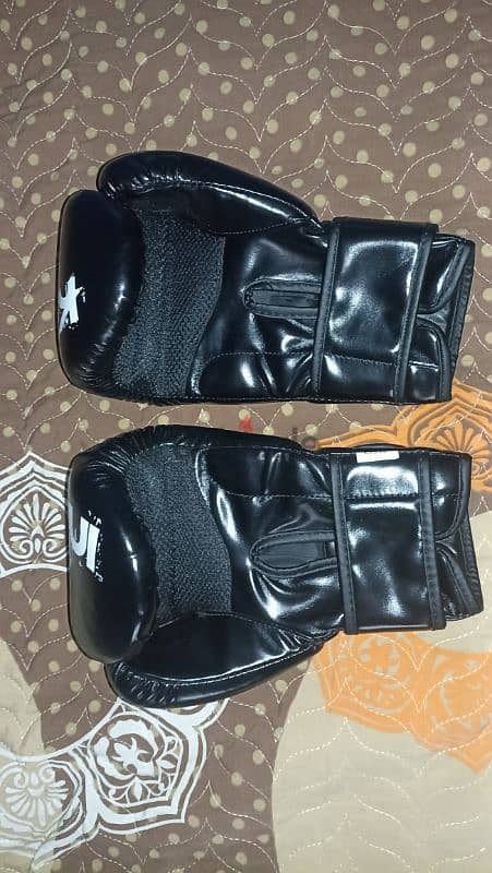 قفازات ملاكمة Boxing gloves 1