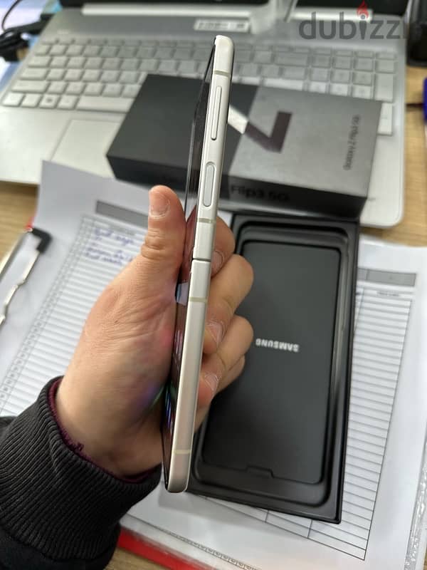 samsung z flip 3 2