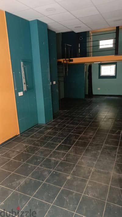 Mar Mikhael/ Shop for rent - مار مخايل / محل للإيجار