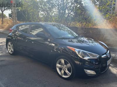 Hyundai Veloster 2012