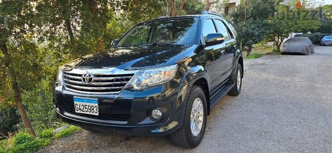 Toyota Fortuner 2015