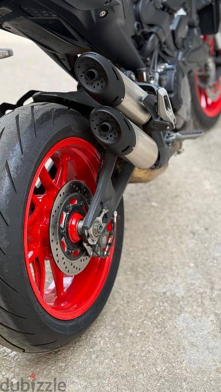 2022 Ducati Monster Plus 6