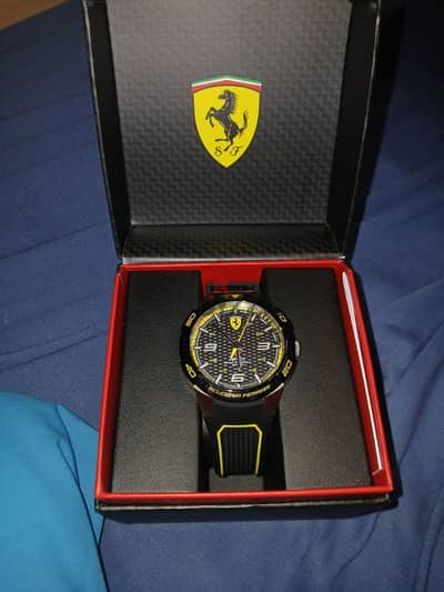 Scuderia ferrari watch