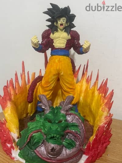 Super Saiyan 4 figure