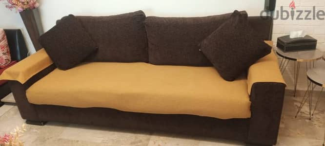 sofa w sofa ma3 zewye w tawle great condition