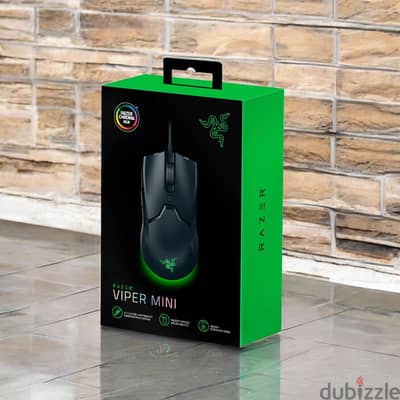 Razer Viper Mini Ultralight Gaming Mouse PS4 PS5 XBOX PC