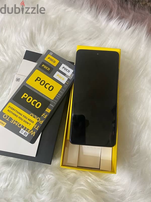 poco x3 pro used like new 0 scratches 256G 8ram 1