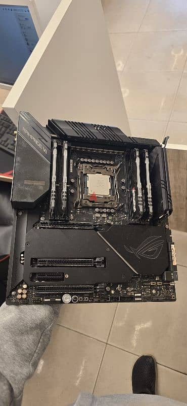 High end CPU + Board + RAM (Core i9) (Asus)