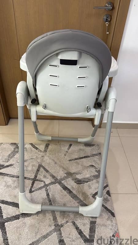 used high chair as new 1