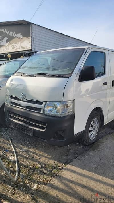 toyota hiace