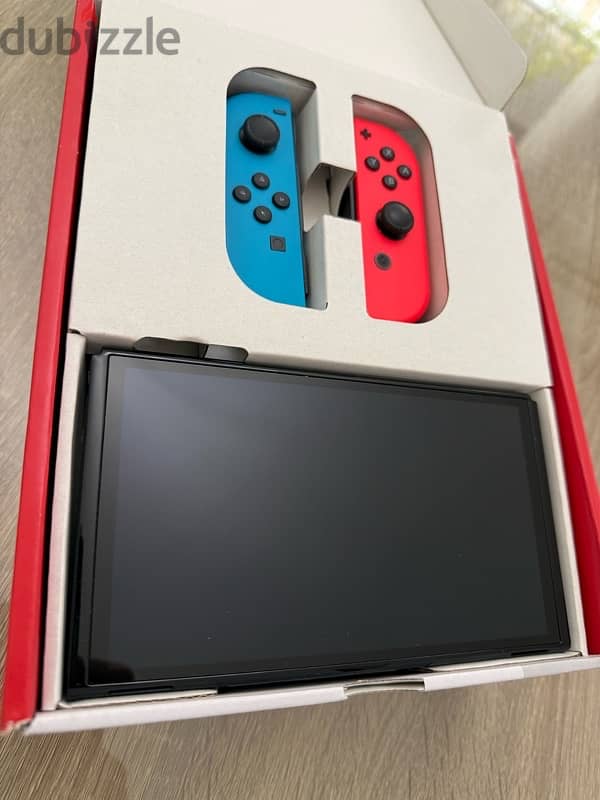 Nintendo switch OLED (used 2 week only) 1