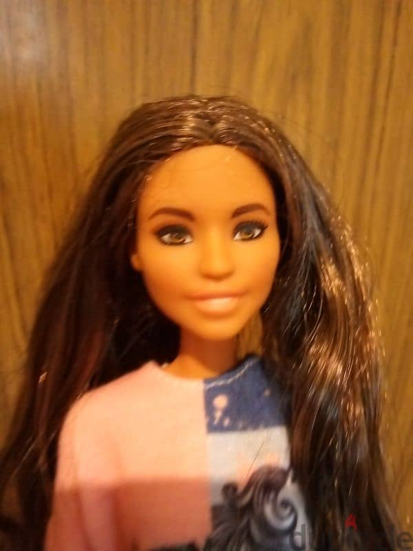 FASHIONISTAS TALL num: 103 Brunette Long hair Complete wear great doll 3