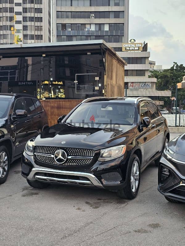 Mercedes-Benz GLC-Class 2017 Black CLEAN CAR FAX TOP CAR FULLY LOADED 0