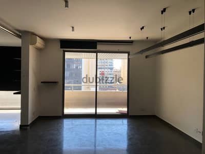 105 m2 office in Badaro available for RENT