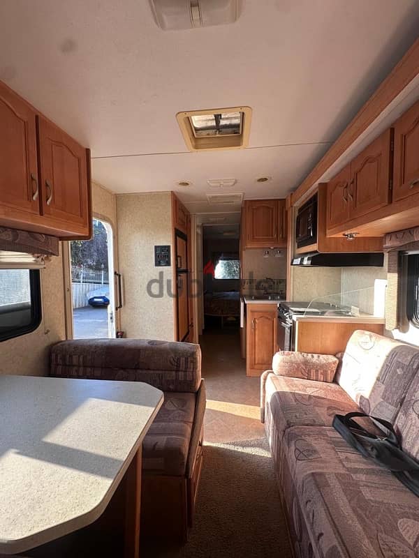 Ford RV E-450 SUNSEEKER 4