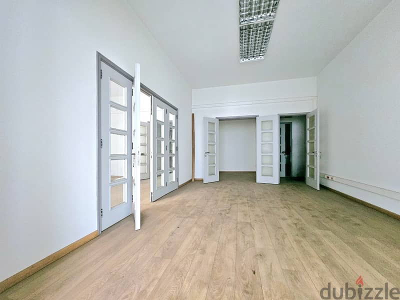 AH-HKL-317 Spacious Office  260 m² in Hamra Prime is Now For Rent 0