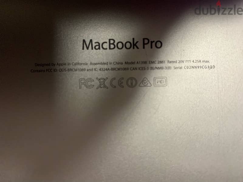 macbook pro 512GB 3