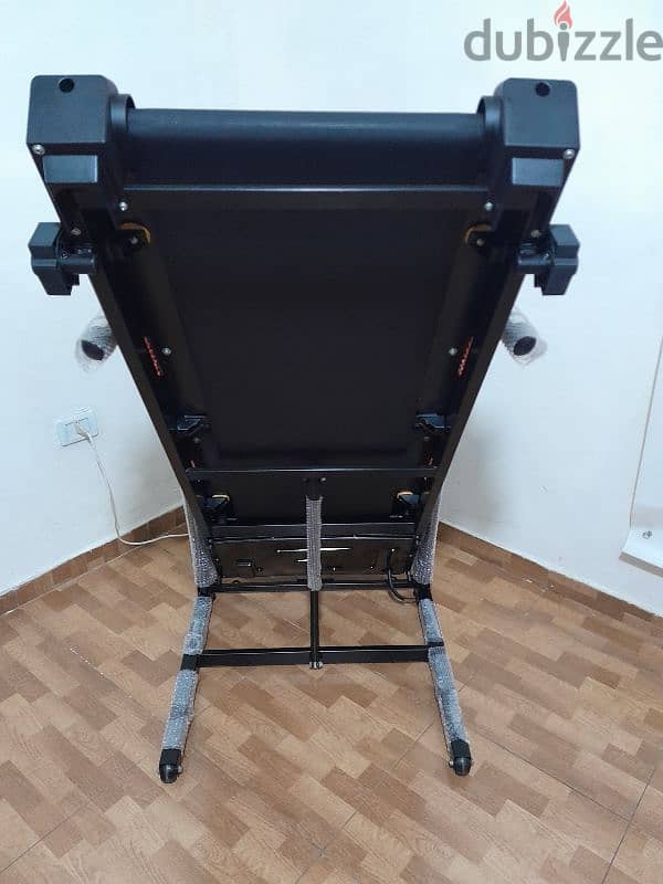 very good condition Treadmill 5