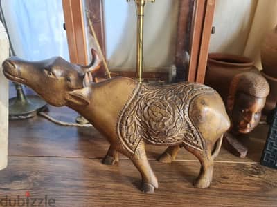 Handcrafted Brass & Wood Bull Statue Vintage Decorative Figurine