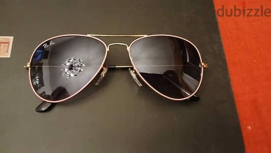 ray-ban aviator full color legend,in super excellent condition