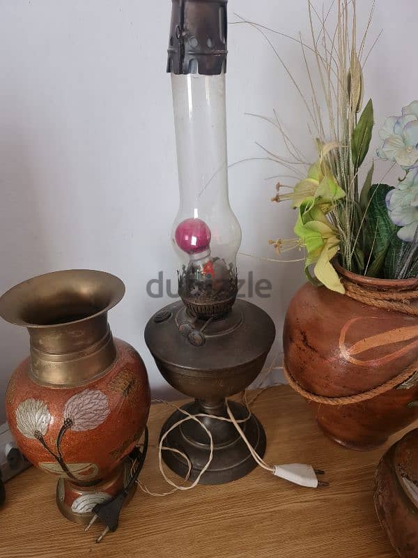 Antique Brass Gas/0il Lamp with Glass Chimney 0