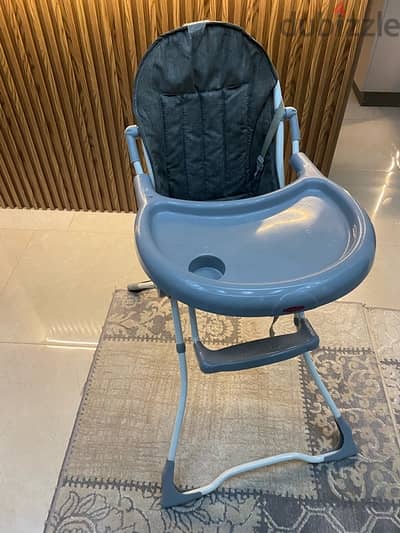 excellent high chair used like new