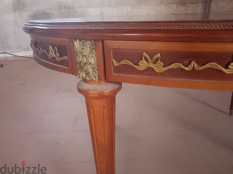 antique dinning table plus extension طاولة أنتيكا مع وصلة زيادة 3