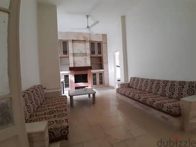 Great Deal in Ain El Remmaneh/ Unfurnished Apartment for sale